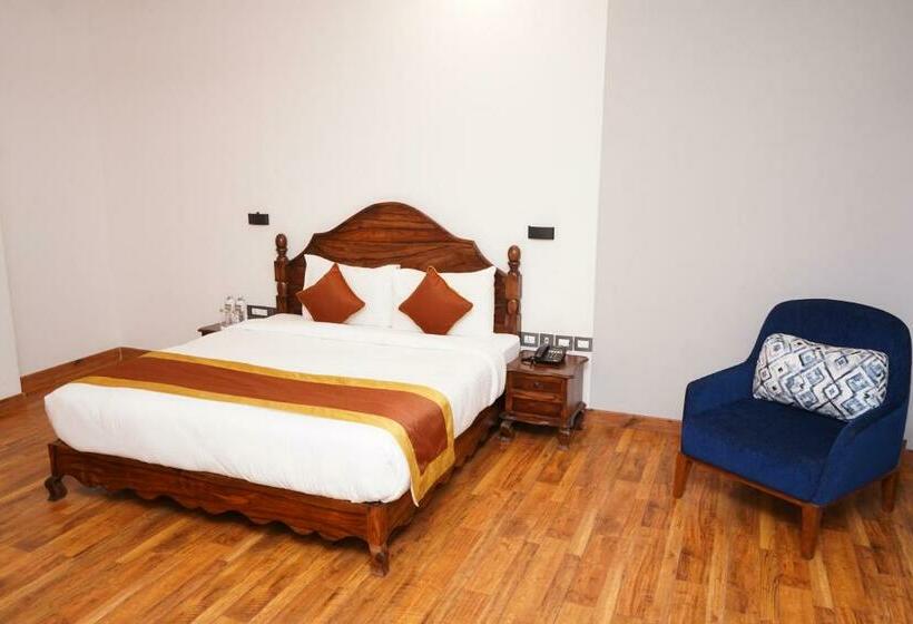 اتاق لوکس, Himal Resort