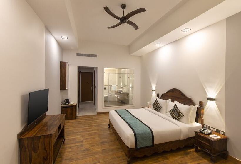 اتاق اجرایی, Himal Resort