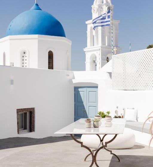 Suite with Terrace, Cydonia Caves