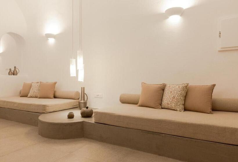 Suite with Terrace, Cydonia Caves