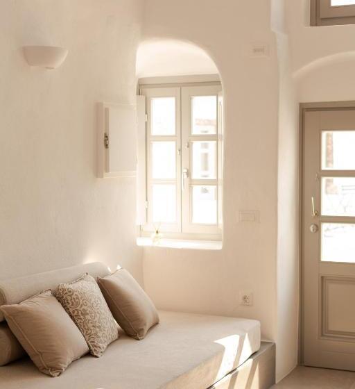 Suite with Terrace, Cydonia Caves