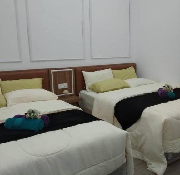 سوییت جونیور, Captain S Cabin Resort   Naval Heritage