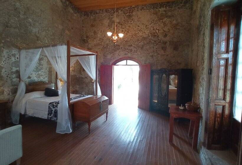 اتاق رمانتیک, Hacienda Santiago Texmelucan