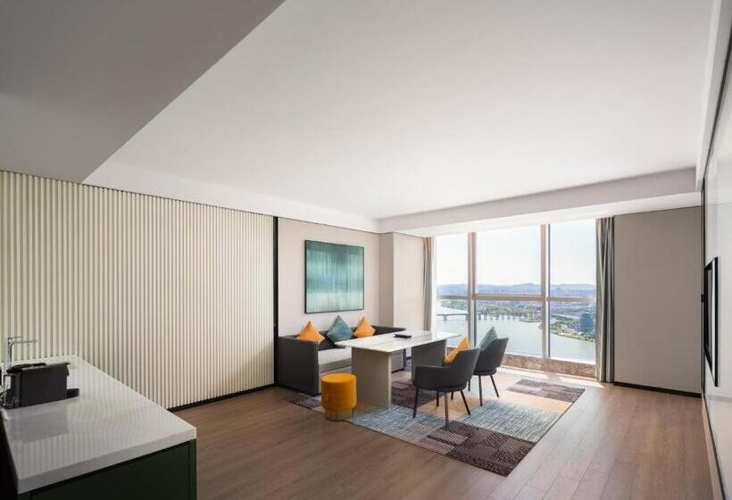 سوئیت با تخت بزرگ, Hyatt Place Nanchong Gaoping