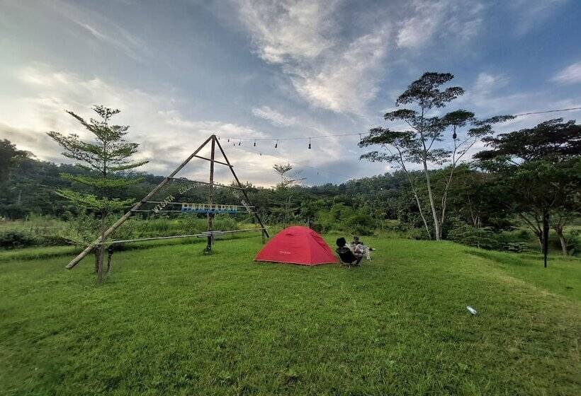 چادر با خدمات رفاهی لوکس, Camping Ground Banjaran Village
