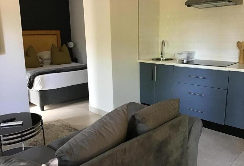 آپارتمان 1 خوابه با چشم‌انداز باغ, The Capital Guest House