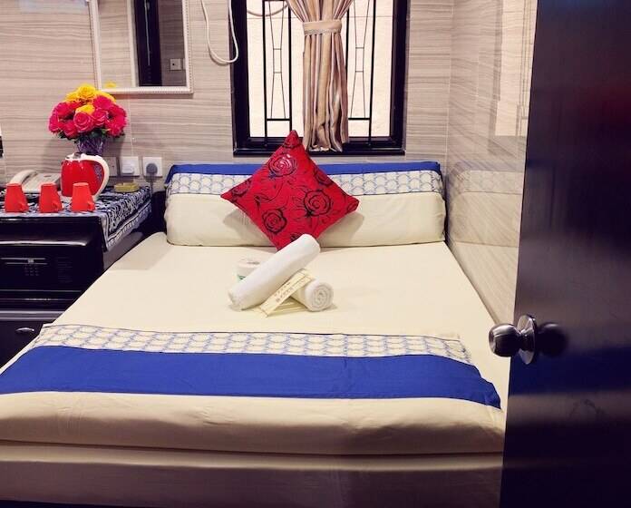 اتاق استاندارد یک نفره, Dhillon Hotel   Hostel