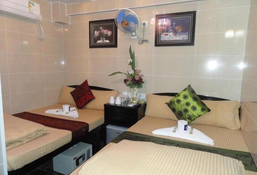 اتاق استاندارد سه نفره, Dhillon Hotel   Hostel
