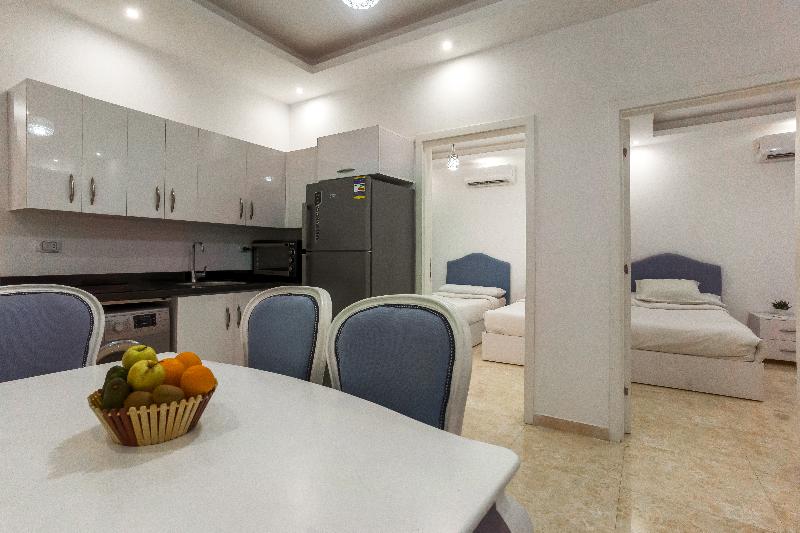 اتاق خانوادگی, Dhillon Hotel   Hostel