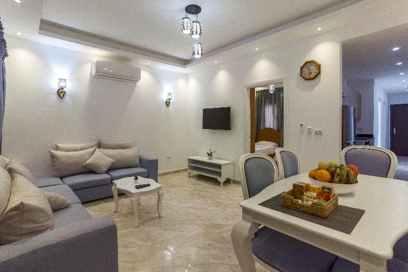 اتاق خانوادگی, Dhillon Hotel   Hostel