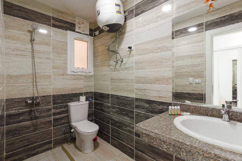 اتاق خانوادگی, Dhillon Hotel   Hostel