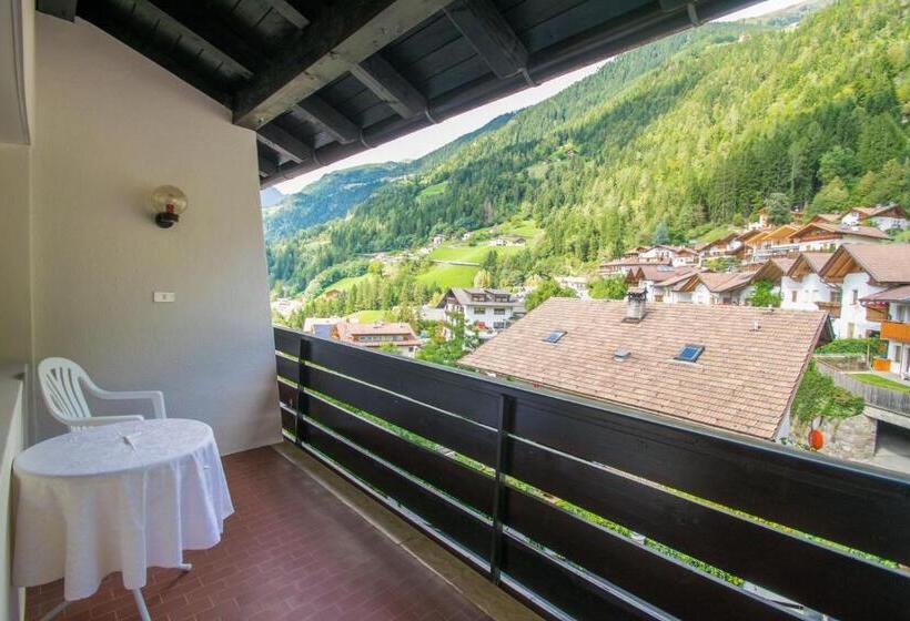اتاق استاندارد با بالکن, Das Bergland   Vital & Activity