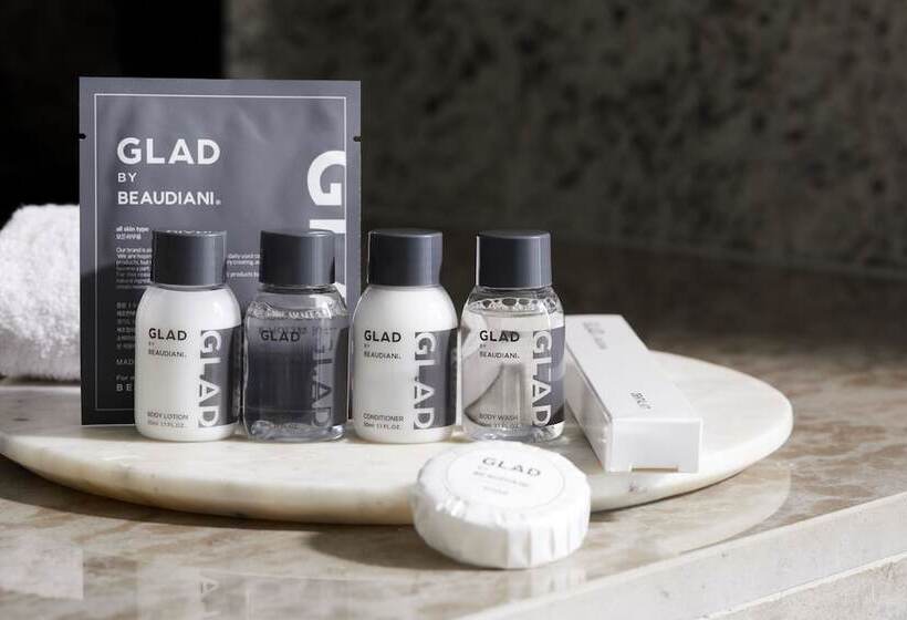 اتاق لوکس خانوادگی, Glad Yeouido