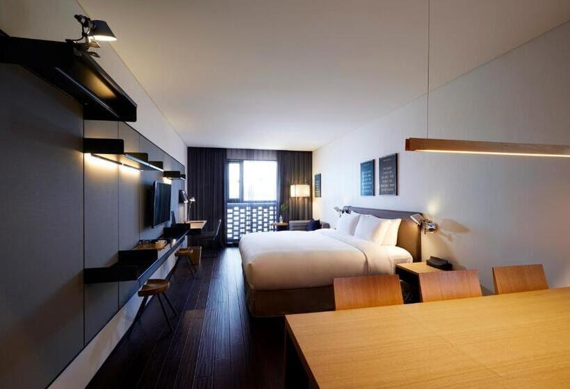 خانه 1 خوابه, Glad Yeouido