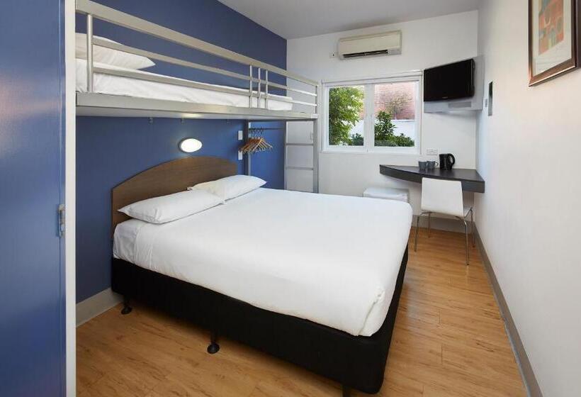 اتاق استاندارد سه نفره, Ibis Budget Perth Airport