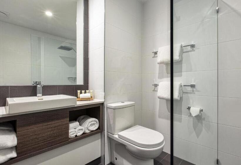 اتاق استاندارد با تخت بزرگ, Mercure Sunshine Coast Kawana Waters