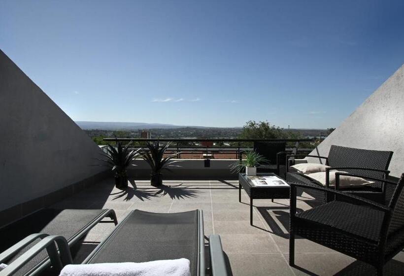 اتاق لوکس با وان آب گرم, Pinares Panorama Suites & Spa