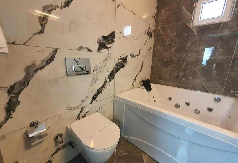 اتاق خانوادگی با چشم‌انداز باغ, Sapanca Aqua Wellness Spa