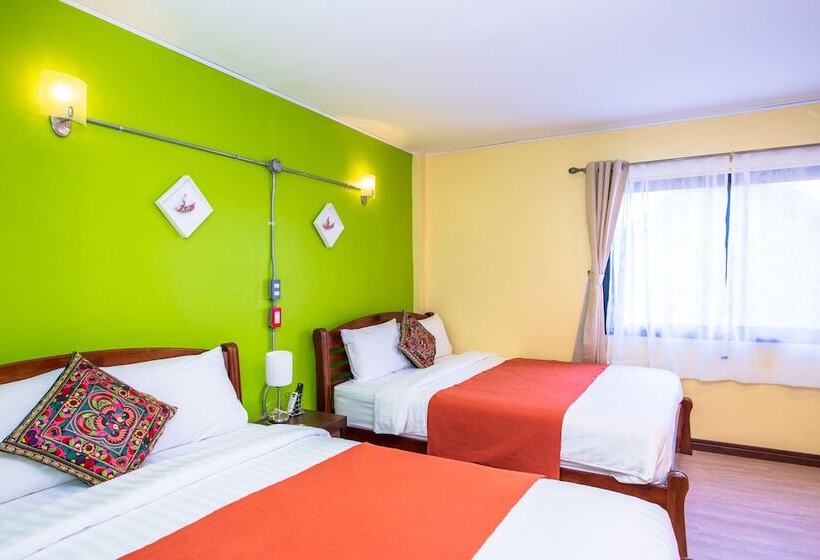 Economy Quadruple Room, Talay Sai @ Thung Wua Laen