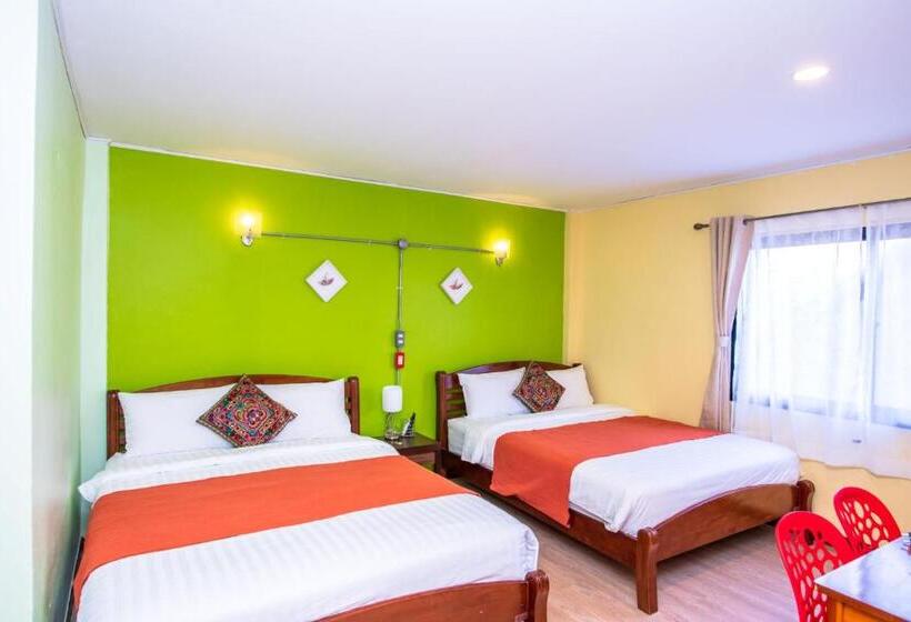 Economy Quadruple Room, Talay Sai @ Thung Wua Laen