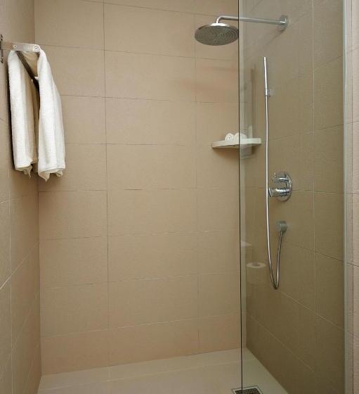 سوییت جونیور با چشم‌انداز دریا, Boutique Hotel Bougainvillea
