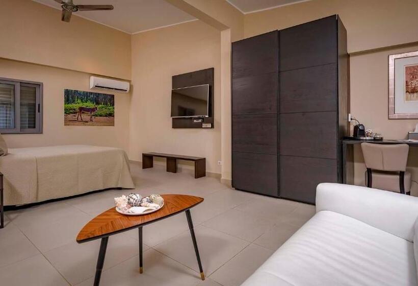 سوییت جونیور با چشم‌انداز دریا, Boutique Hotel Bougainvillea