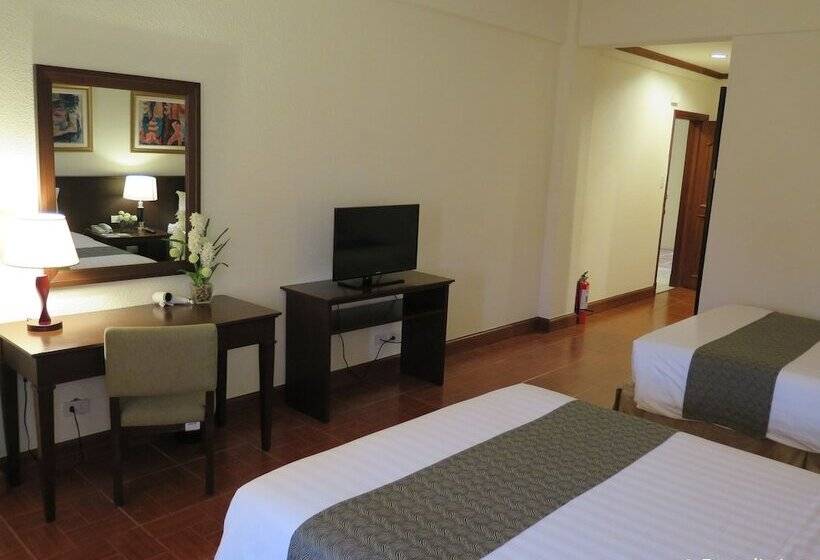اتاق لوکس, The Suites At Mount Malarayat