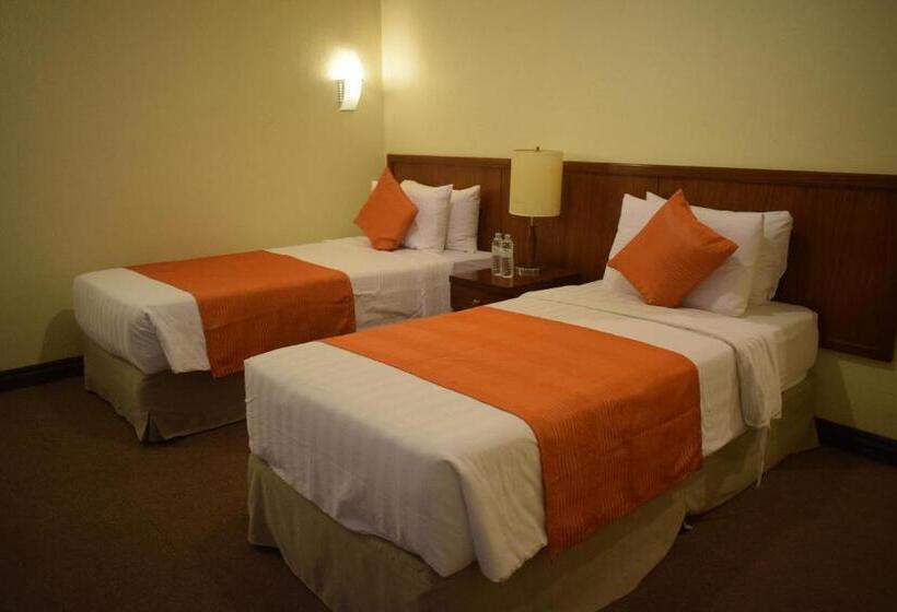 اتاق استاندارد با چشم‌انداز باغ, The Suites At Mount Malarayat