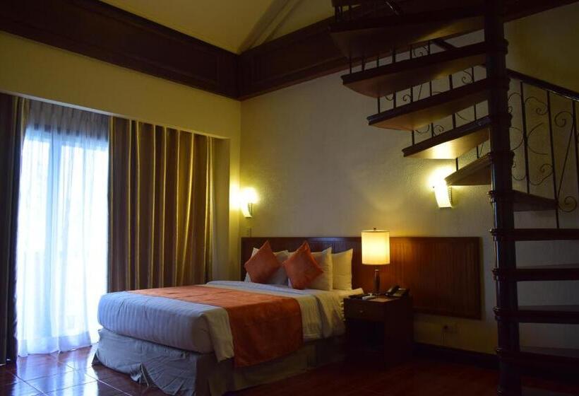 اتاق استاندارد با چشم‌انداز دریاچه, The Suites At Mount Malarayat