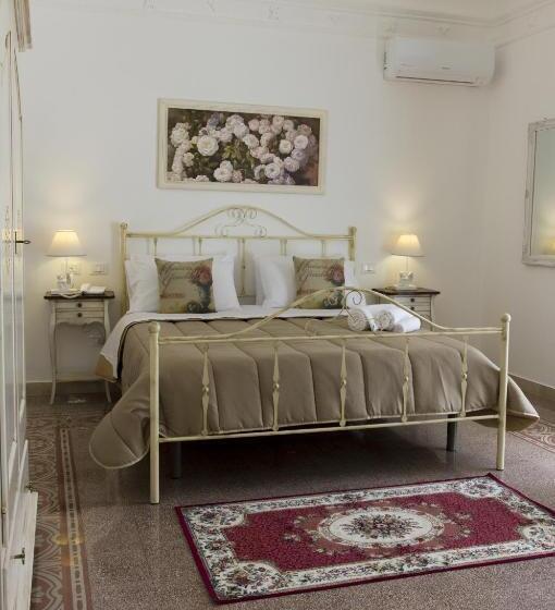 اتاق استاندارد سه تخته با بالکن, Tam Vacanze B&b