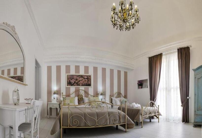 اتاق استاندارد سه تخته با بالکن, Tam Vacanze B&b