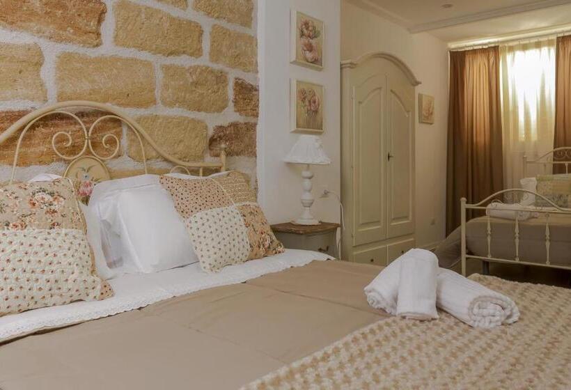 اتاق سوپریور سه تخته, Tam Vacanze B&b
