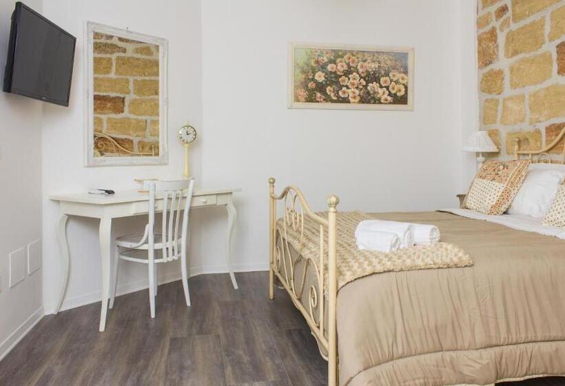 اتاق سوپریور سه تخته, Tam Vacanze B&b