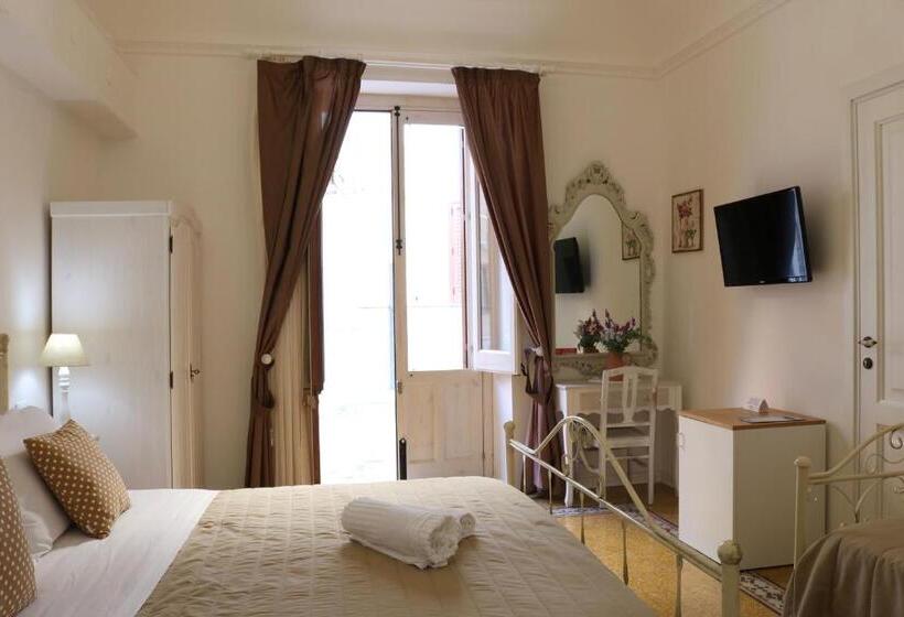 اتاق استاندارد سه نفره, Tam Vacanze B&b