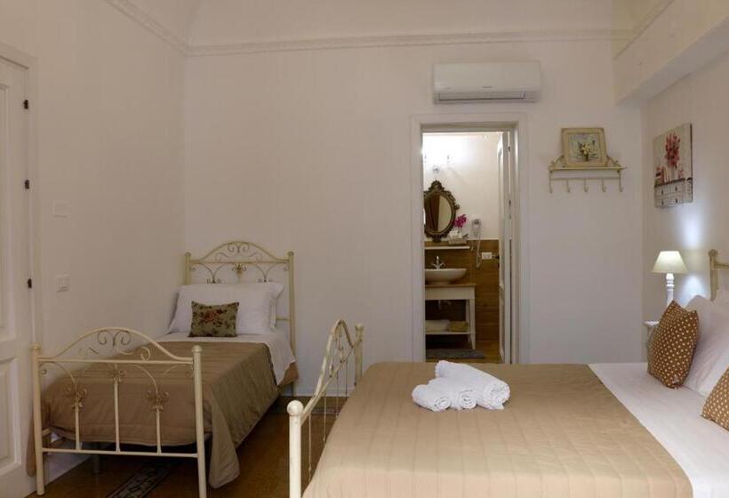اتاق استاندارد سه نفره, Tam Vacanze B&b