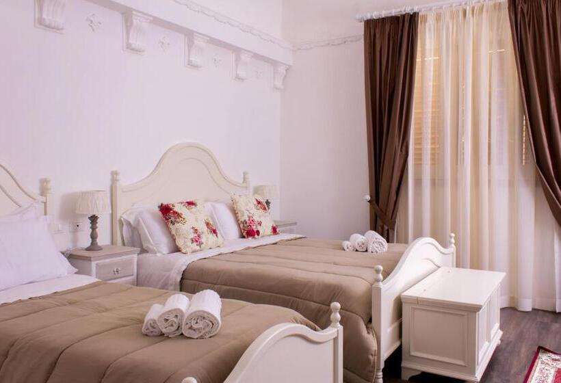 اتاق لوکس خانوادگی, Tam Vacanze B&b