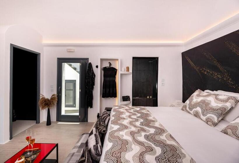سوئیت با وان آب گرم, Saint Sin Suites  Adults Only