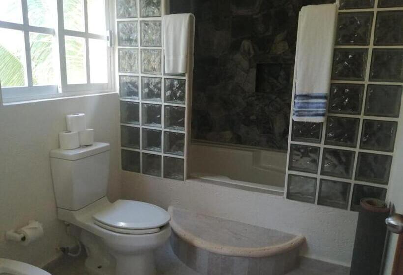 سوئیت با تخت بزرگ, Casa Cenote