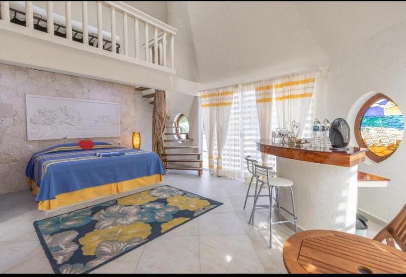 سوئیت با تخت بزرگ, Casa Cenote