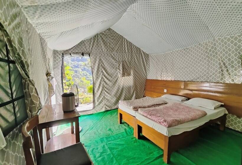 چادر با خدمات رفاهی استاندارد, Camp High 5 By Himalayan Eco Lodges