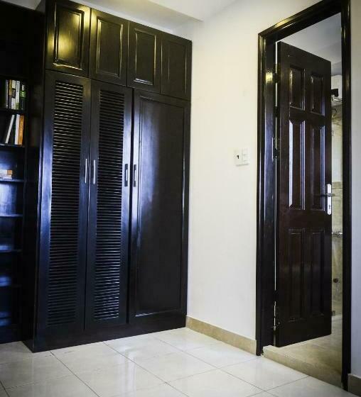 اتاق لوکس, Thanh Binh