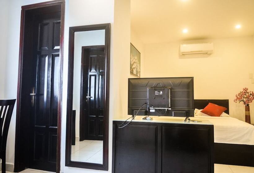 اتاق لوکس, Thanh Binh