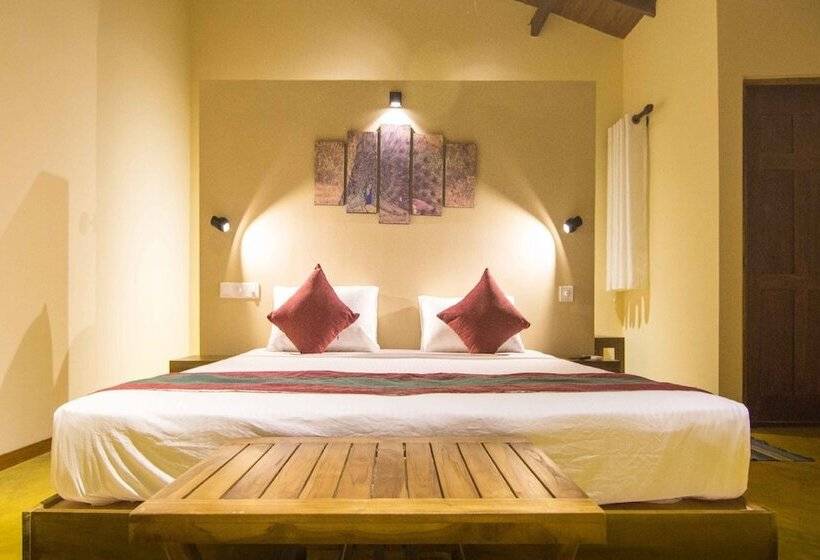 اتاق لوکس چهار تخته, Cloud Nine Lanka Resort