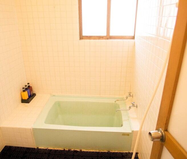 اتاق استاندارد سه نفره, Annupuri Mountain View Lodge