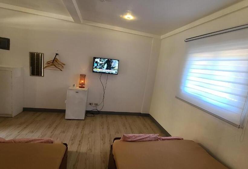 اتاق خانوادگی, Camp Rofelio Surfing Beach Resort