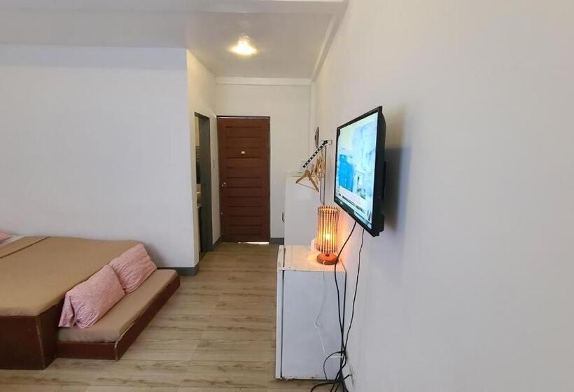 اتاق خانوادگی, Camp Rofelio Surfing Beach Resort