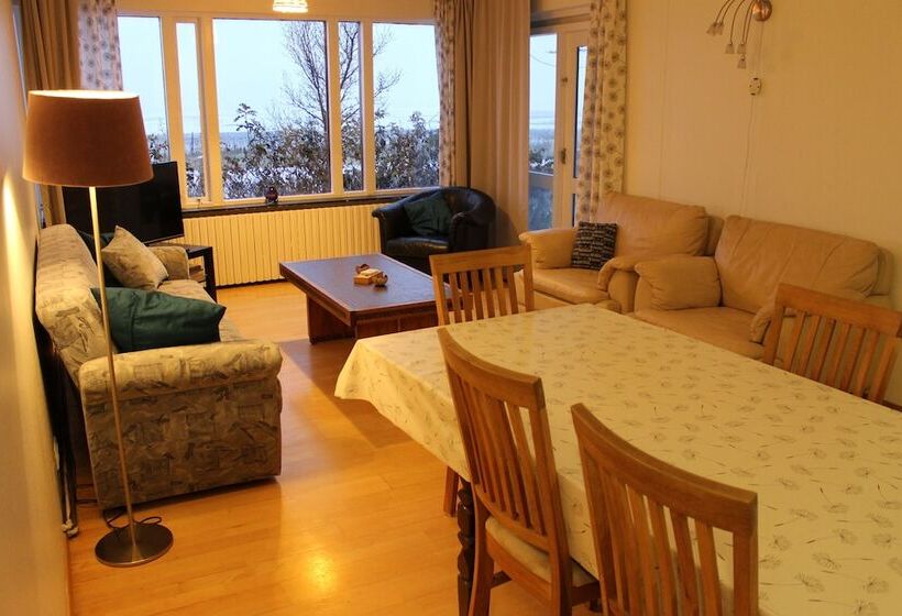 اتاق استاندارد با سرویس بهداشتی مشترک, Móra Guesthouse