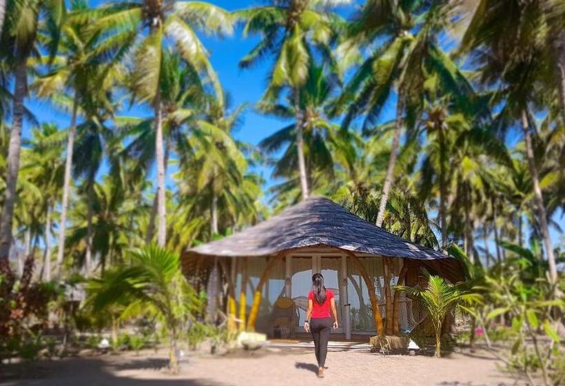 بانگلوی استاندارد با چشم‌انداز دریا, Coconut Garden Beach Resort