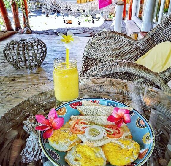 بانگلوی استاندارد, Coconut Garden Beach Resort