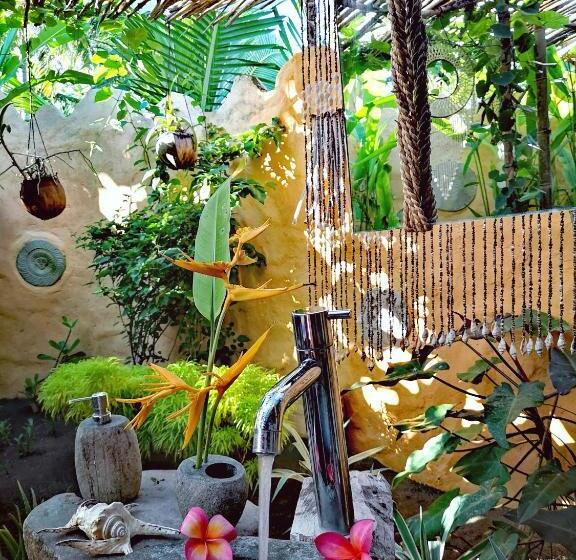 خانه 1 خوابه, Coconut Garden Beach Resort